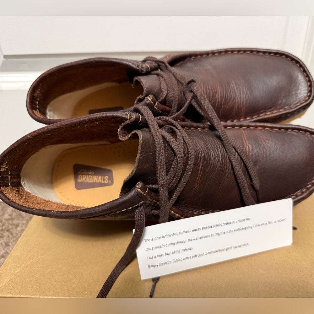 Brand New - Clarks Wallabee Premium Beeswax Boot - Picture 11 of 15
